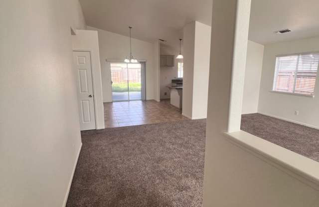 Available Now - Newly Updated Home Gallery 3