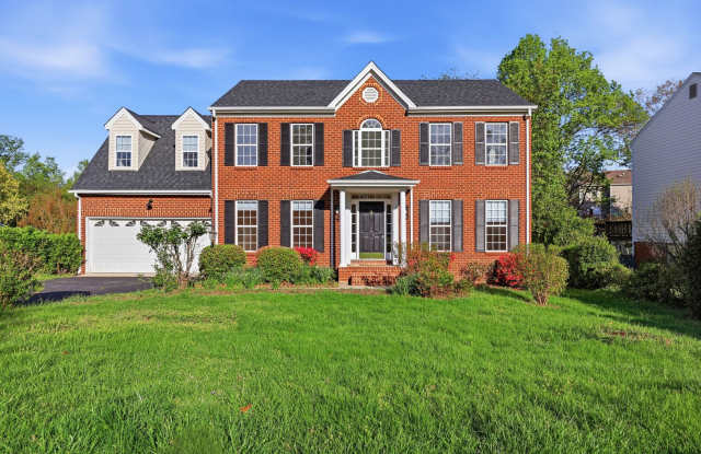 1600 Old Brook Road Gallery 1