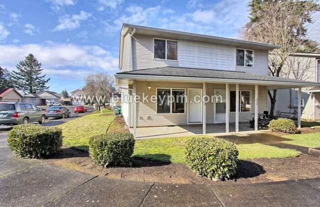 339 Northeast 133rd Avenue - 339 Northeast 133rd Avenue, Portland, OR 97230