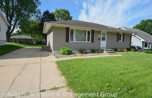 1832 16-1/2 St NW - 1832 16 1/2 St NW, Rochester, MN 55901