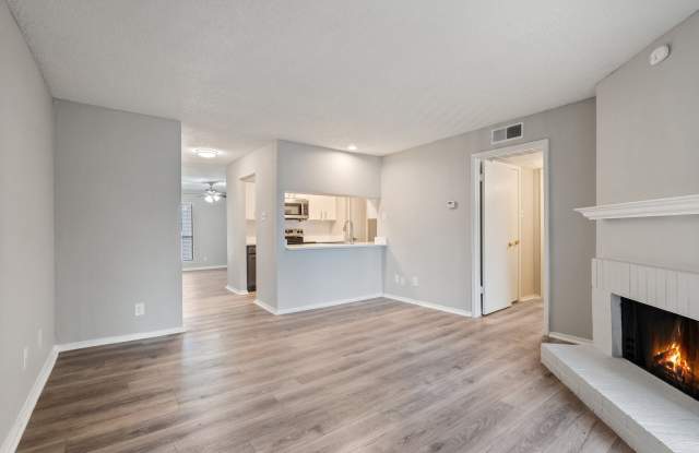 Prestonwood Apartment Homes Gallery 4