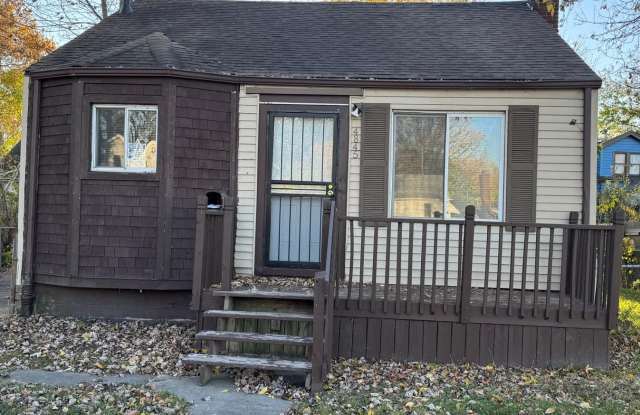 4845 University Place photos photos