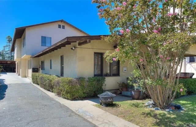 33 N Grand Oaks Avenue - 33 North Grand Oaks Avenue, Pasadena, CA 91107