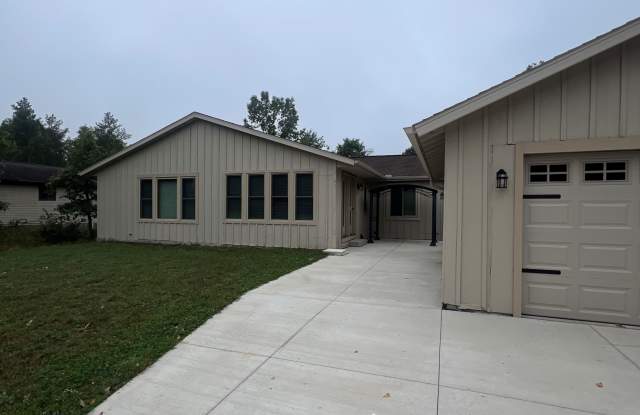 387 13th Drive photos photos