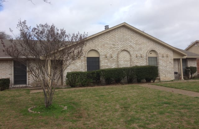 5818 Roxanne Dr photos photos