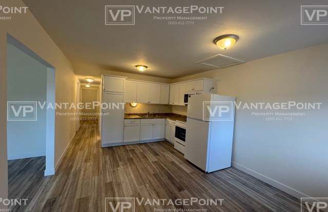 713 Main Street - Lower Gallery 4