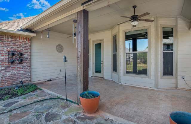 1013 Green Wood Circle Gallery 4