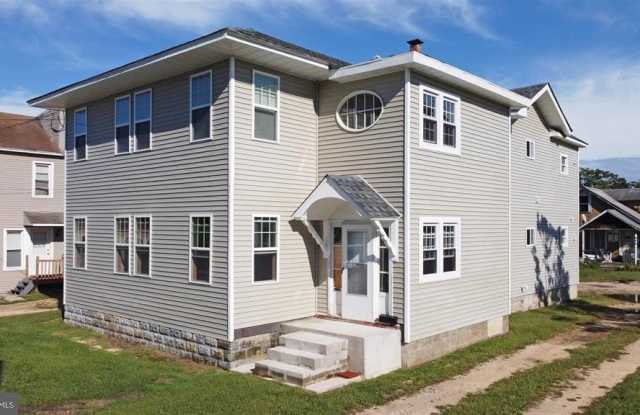 626 N MAIN STREET - 626 North Main Street, Pleasantville, NJ 08232