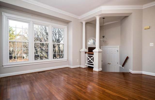2155 WOLFTRAP CT Gallery 4