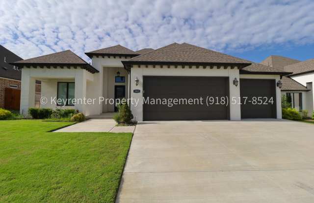 COMING SOON! Marvelous and Modern 3 Bed/ 3.5 Bath Home in South Broken Arrow! photos photos