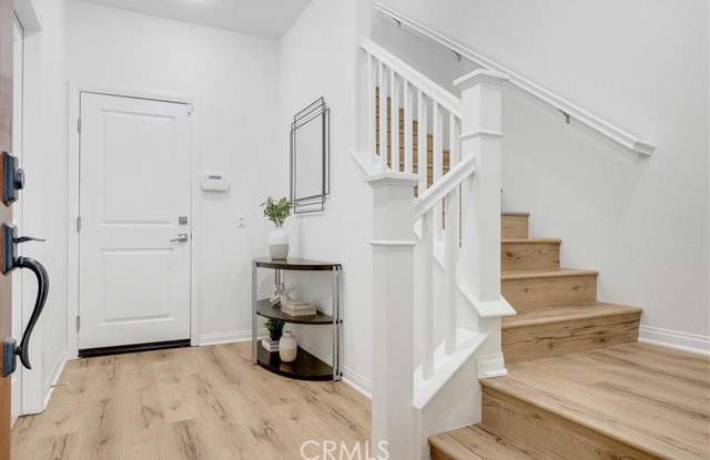 148 Capricorn Gallery 2