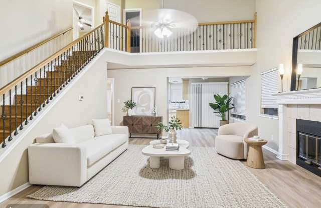 14405 Tiffer Ln photos photos