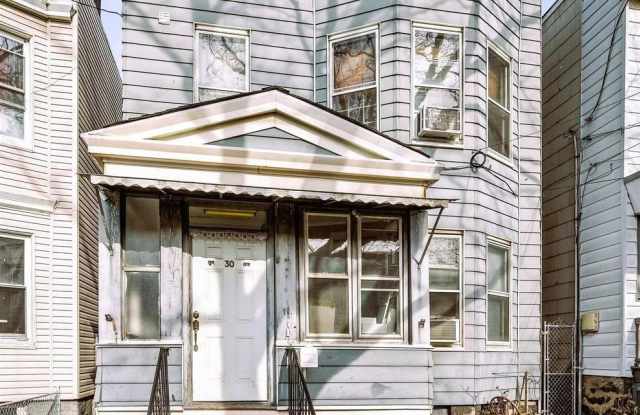 30 TROY ST Gallery 1
