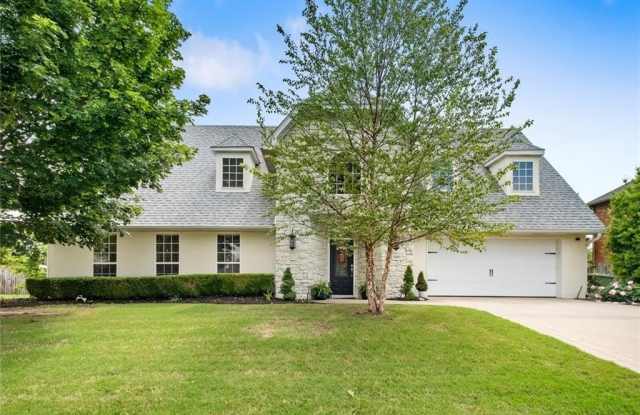 5207 44th  PL - 5207 South 44th Place, Rogers, AR 72758