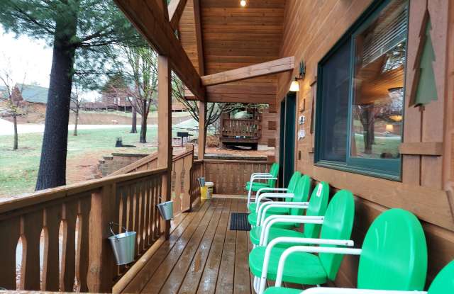 912 Paddle Boat Court Gallery 4
