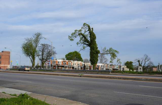 2942 Edmondson Ave photos photos