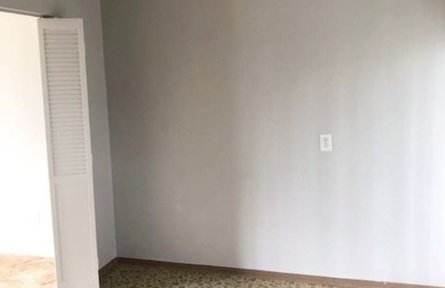 32747 Steinhauer St Gallery 4