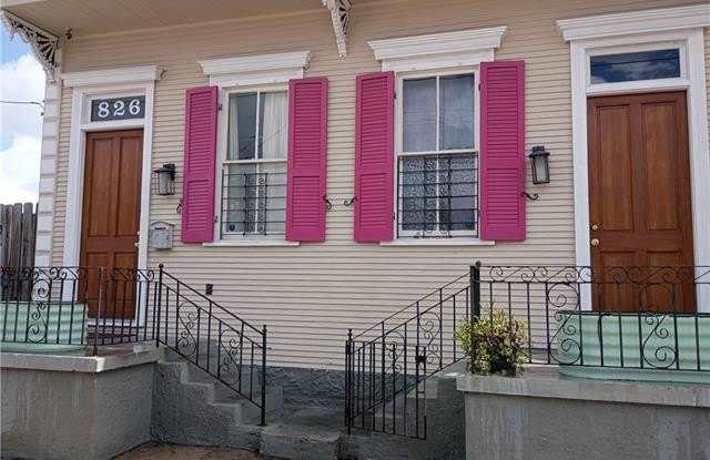 826 N ROCHEBLAVE Street photos photos