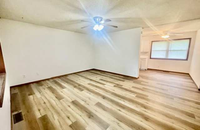 WILLARD -  306 S. GRANT ST. - NO PETS - CALL OFFICE FOR SHOWING APPOINTMENT Gallery 3