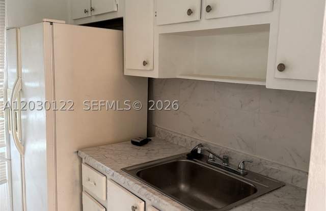 7811 Johnson St photos photos
