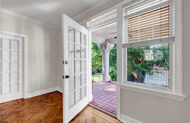 878 Briarcliff Road NE Gallery 3
