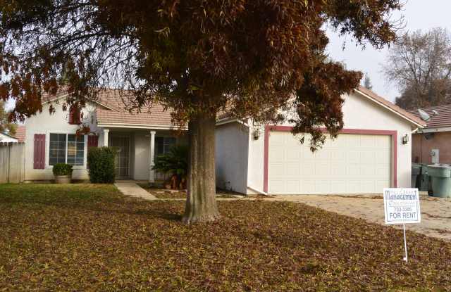 4222 E. Paradise photos photos