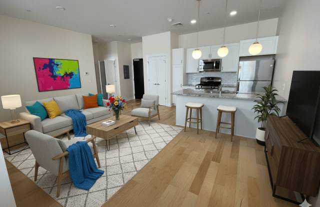 Residences At 471 Elmwood Ave Gallery 3