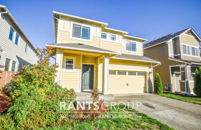 Modern and well designed 4 bd/ 2.5 bath home available mid-April! photos photos