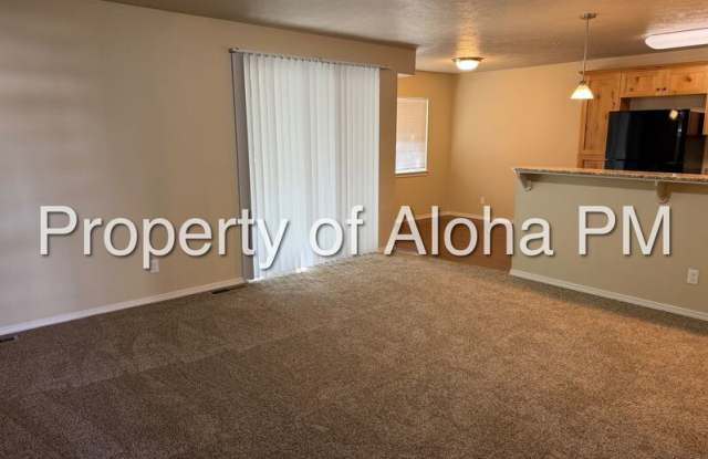 10639 W Wasdale Gallery 3
