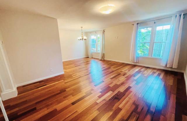 10443 RED GRANITE Terrace Gallery 4