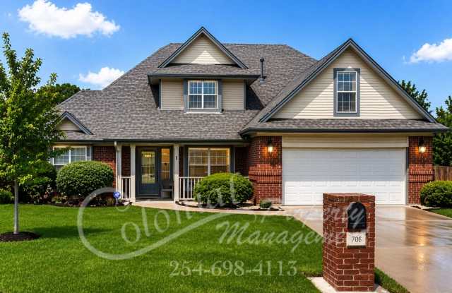 AVAILABLE NOW; APPLY AT OUR WEBSITE TODAY!! (HUD ACCEPTED) - 706 Man O War Drive, Harker Heights, TX 76548
