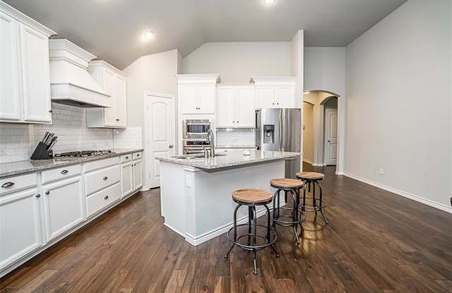 1020 Rose Garden Drive Gallery 2