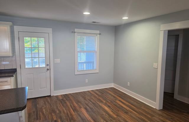 3 Bedroom, 2 Bath home. Gallery 4