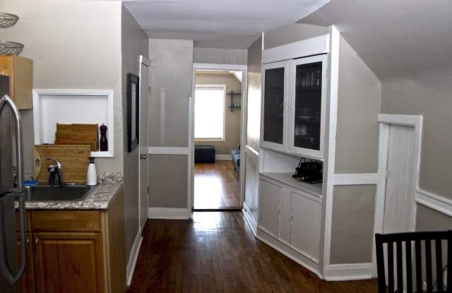 3739 West Diversey Avenue - Attic Gallery 2