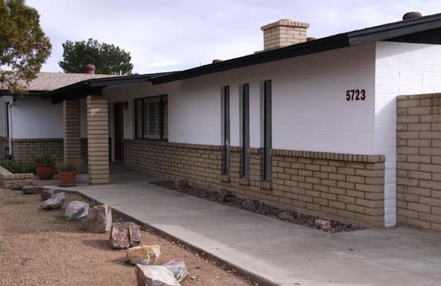 5723 E Thunderbird Rd - 5723 East Thunderbird Road, Phoenix, AZ 85254