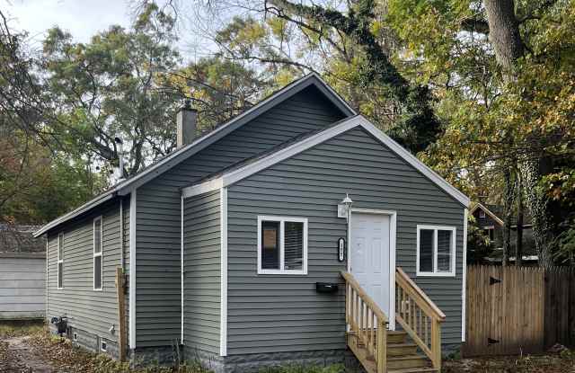 155 Rotterdam Ave - 155 Rotterdam Avenue, Muskegon Heights, MI 49444