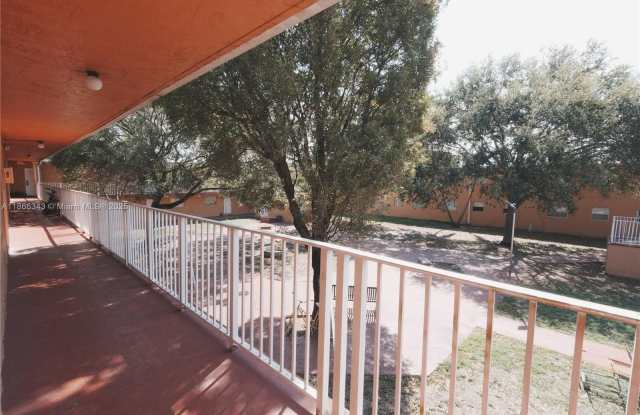 1245 W 24th St photos photos