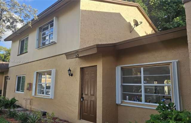 7085 W Sunrise Blvd photos photos