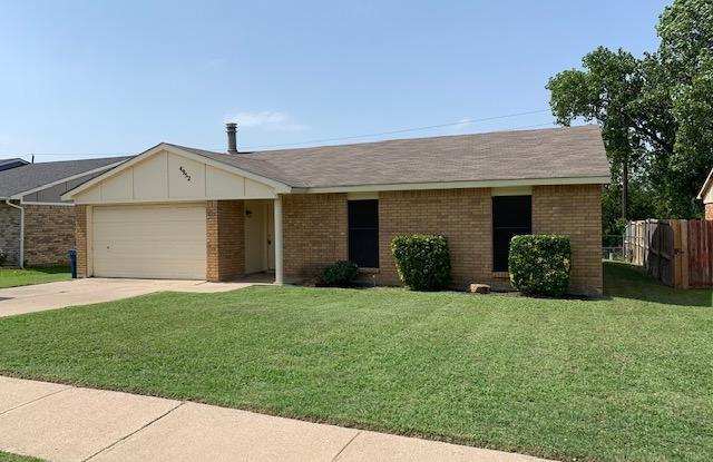 4952 WOODRUFF - 4952 Woodruff Drive, The Colony, TX 75056
