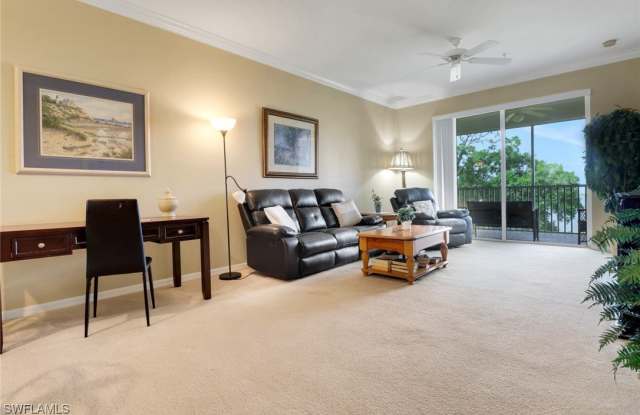 10390 Washingtonia Palm Way unit: 4443 photos photos