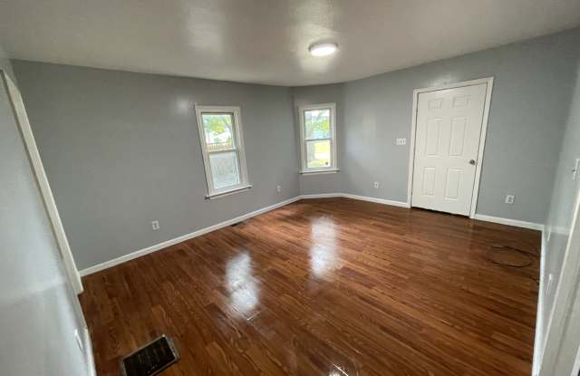1129 Valley Drive photos photos