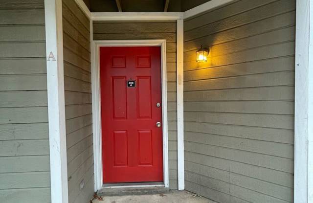 New Listing! 400 Eastdale Rd S Apt A Montgomery, AL 36117-2000 photos photos