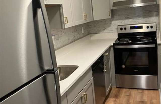 1000 Lexington - 1000 Lexington Street, Waltham, MA 02451