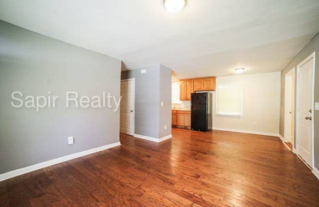 2260 Baywood Drive Southeast Gallery 3