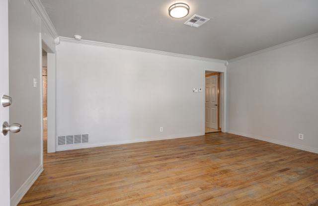 910 Garver Street Gallery 3