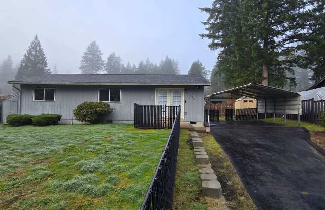 Updated 2 bedroom with a bonus room photos photos