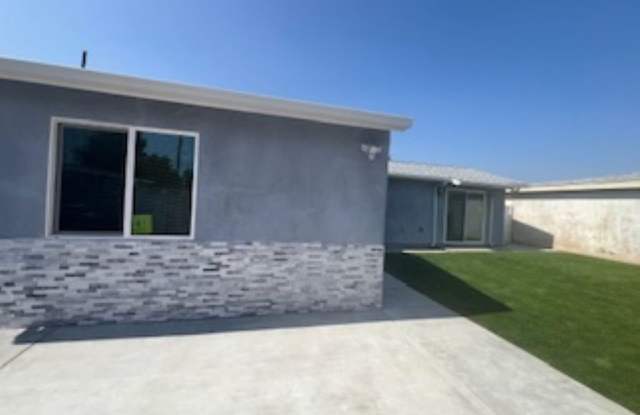8611 Rio Dell Street photos photos