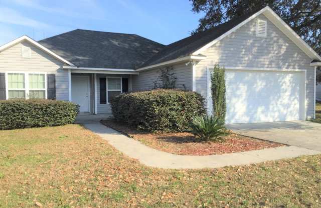 Stylish and Spacious 3BR/2BA Rental Home with Modern Amenities in Ray City, GA! photos photos