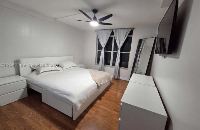 3750 Inverrary Dr Gallery 4
