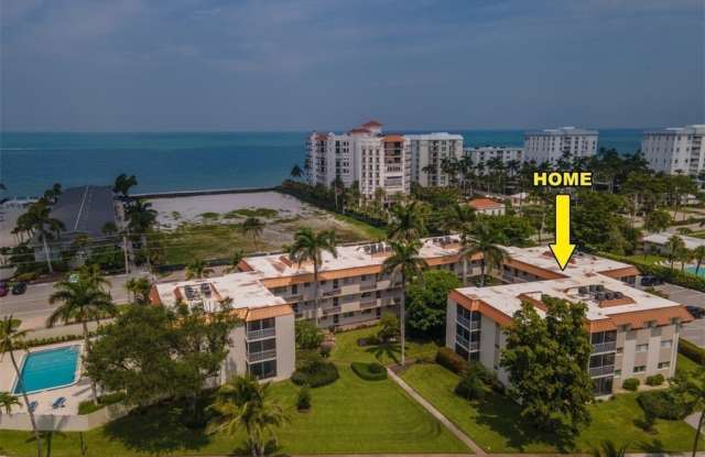 1100 Gulf Shore Boulevard N photos photos